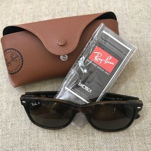 New Wayfarer Classic RayBans Sunglasses
